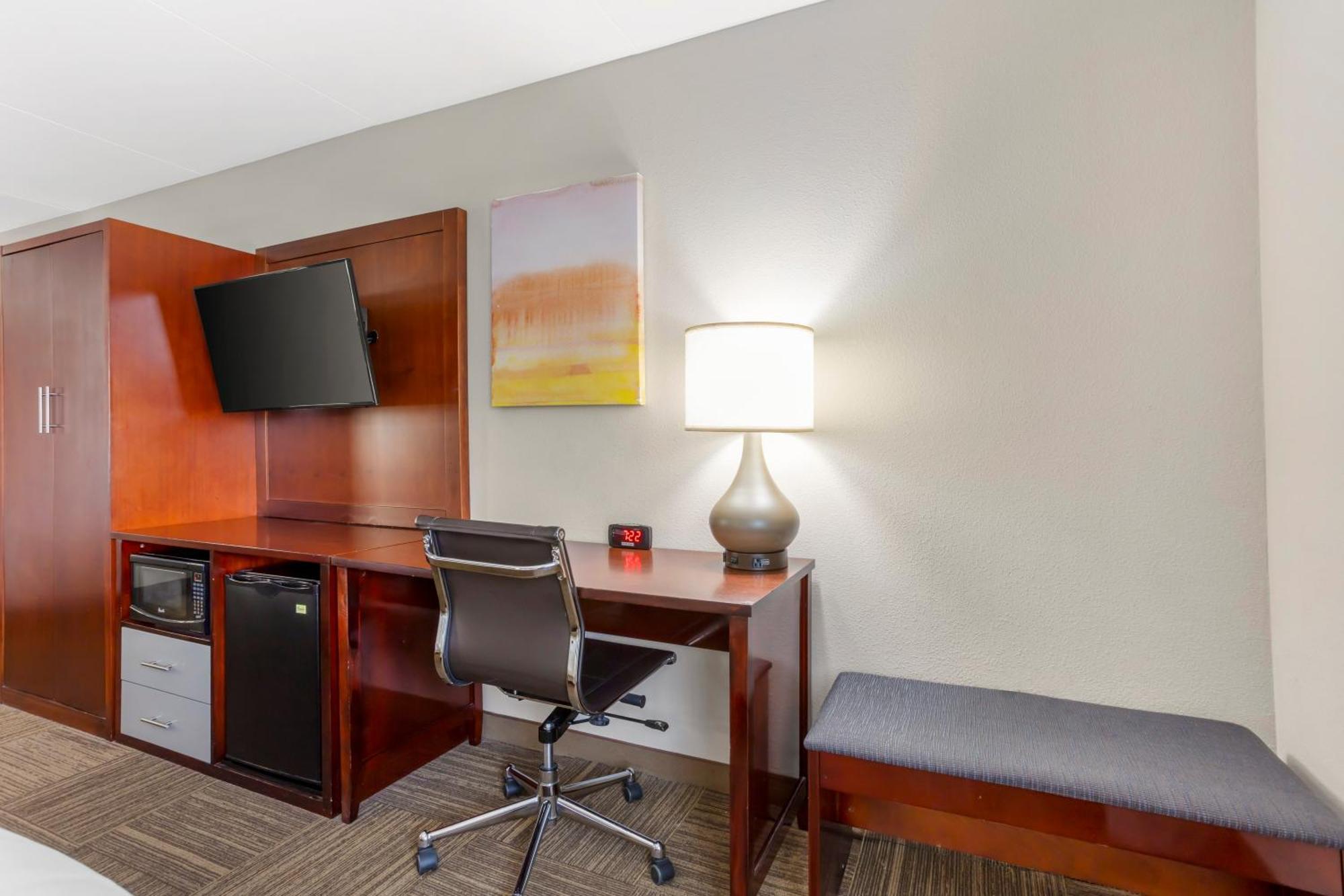 Comfort Inn Edgewater On Hudson River Zewnętrze zdjęcie